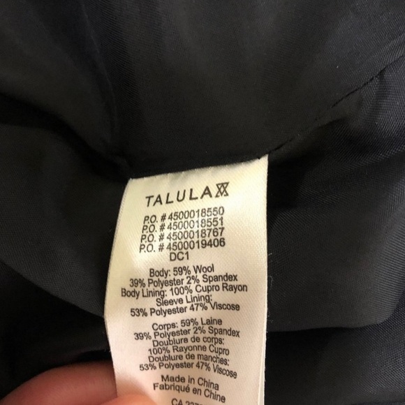 Aritzia Talula Exeter Black Blazer Size 8 - Picture 5 of 5